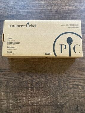 Pampered Chef Corer NWT